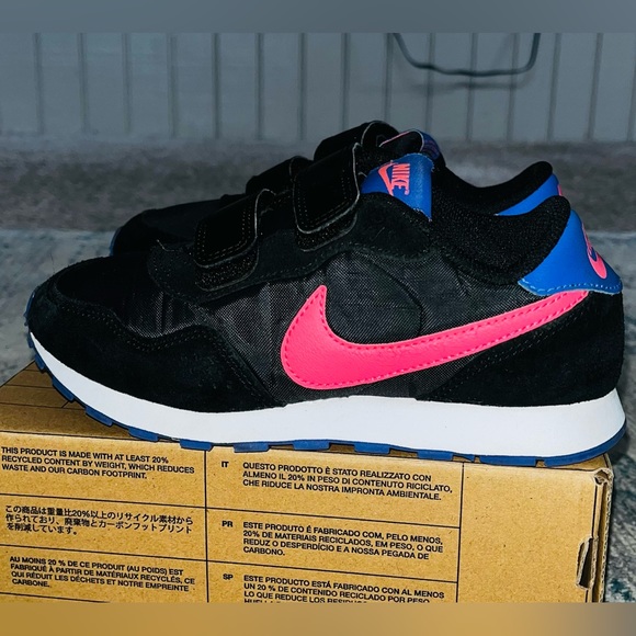 **SOLD** Nike Valiant (Smoke Grey/Sunset Pulse), Youth Size 1.5 - $20 - Picture 6 of 10